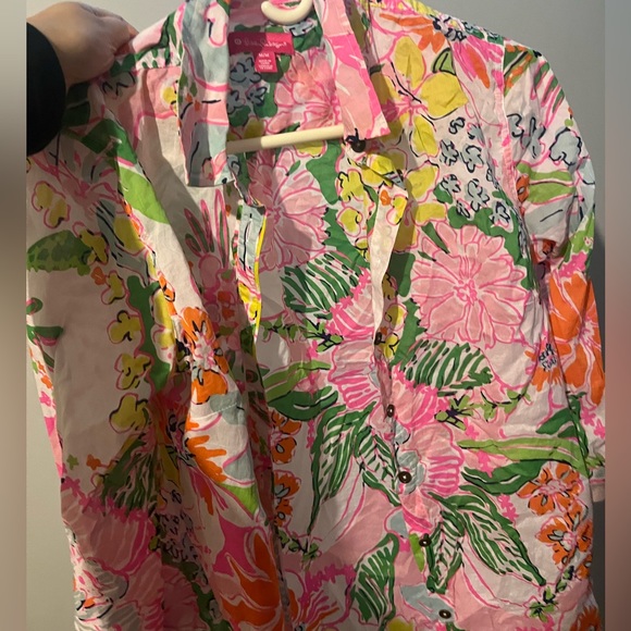 Lilly Pulitzer for target button down - Picture 1 of 2